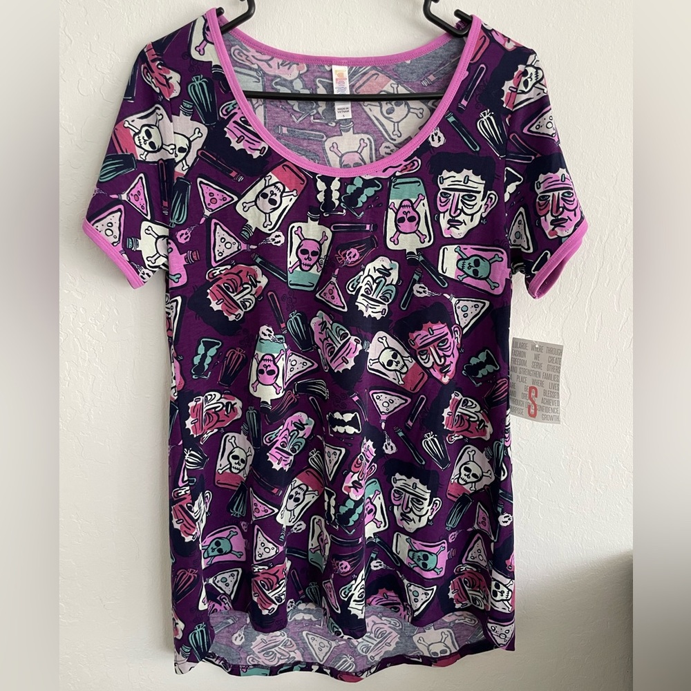 Women’s Frankenstein Skull Top NWT Size S